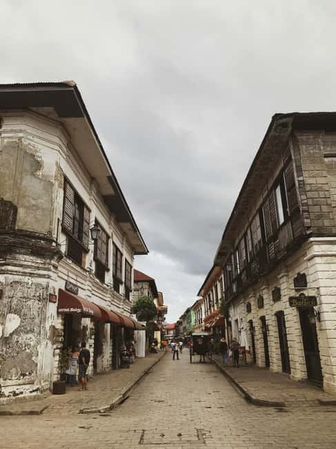 Ilocos, Philippines: 3 Day Tour with Sand Dunes & Heritage - The overnight road trip from Manila