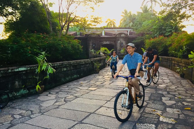 Intramuros Sunset Tours by Bambike - Puerta Real Gardens and Intramuros defenses