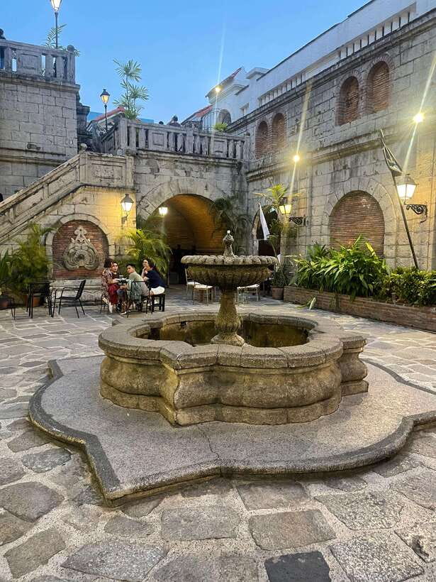 Intramuros: Travel Back in 1800 Manila Philippines - Walking the old walls and streets