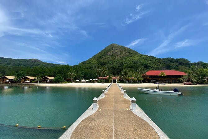 Joiners Honda Bay Island Hopping Tour - Starfish Island is the fish-watching stop