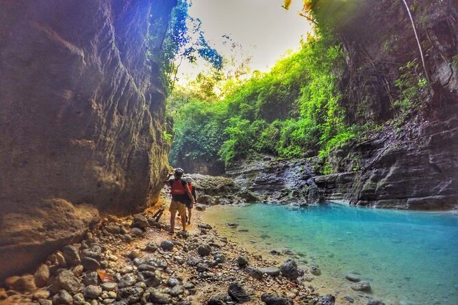 Kawasan Canyoneering and Snorkeling with Sardines with Lunch - The early road to Badian