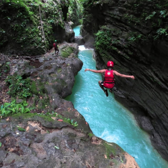 Kawasan Falls Canyoneering Transfers from Cebu with Lunch - The early pickup and private Cebu transfer