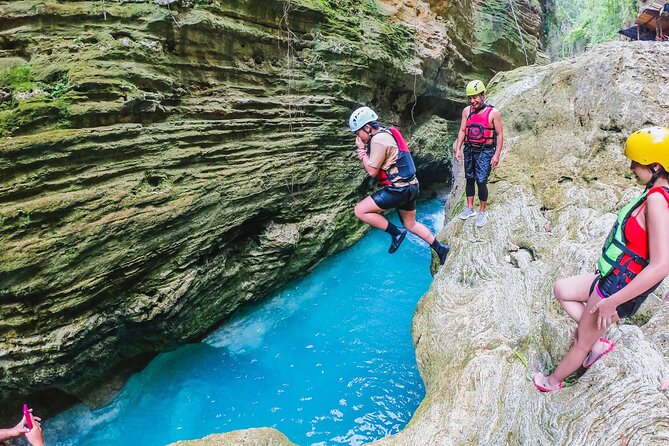 Kawasan Falls Canyoneering w/ Lunch & Transfers from Cebu City - Reaching Kawasan Falls after the canyon