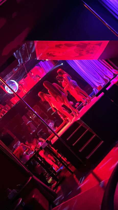 Makati Bar Crawl, GoGo Bar, Club, and Live Band - The welcome drink and first introductions