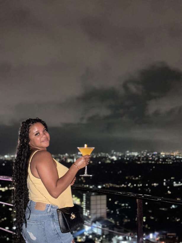 Makati Hidden Bars and Rooftop Bars with Venus - Final stop: a superclub with mixed music