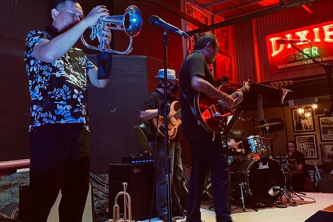 Makati: Music Clubs, Rooftops, and Go Go Bars Nightlife Tour - Starting above Makati at Antidote