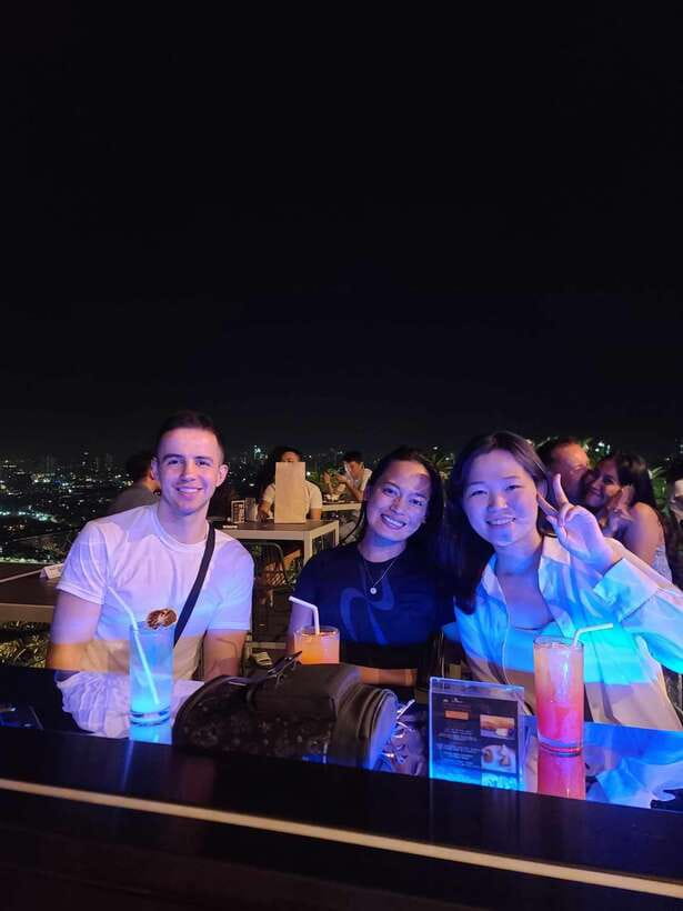 Makati Rooftop and Hidden Bars Experience - Stop three: the city at full brightness