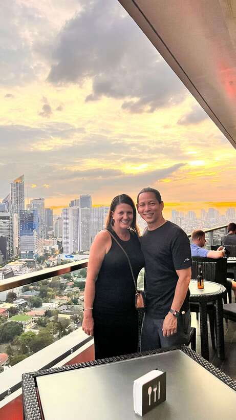 Makati Rooftop Barhopping with Local Guide - Why Makati rooftops work so well at night