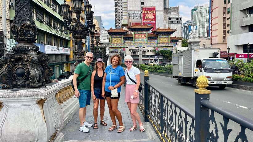 Manila: Binondo Chinatown Guided Walking Tour - Eating your way through Chinese-Filipino Binondo