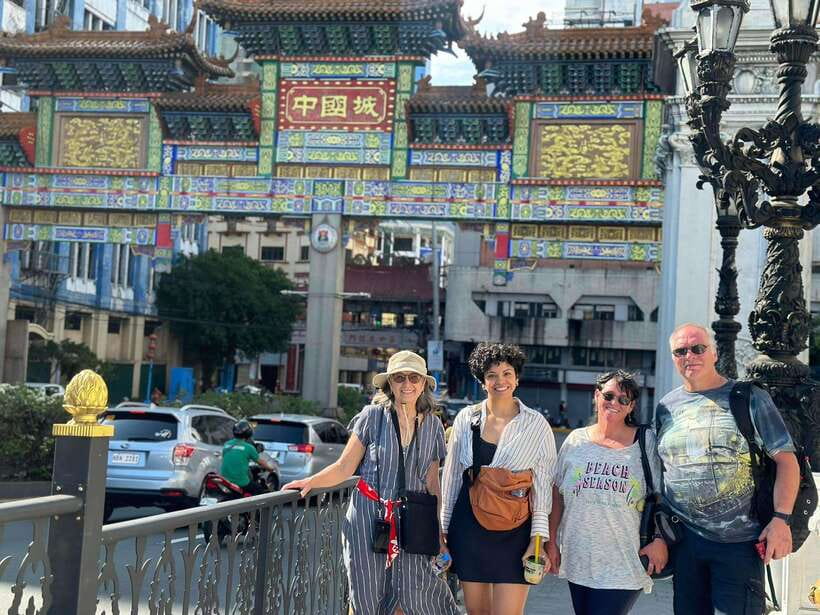 Manila Chinatown Hidden Gems with Venus - Ongpin Street, where shopping and food take over