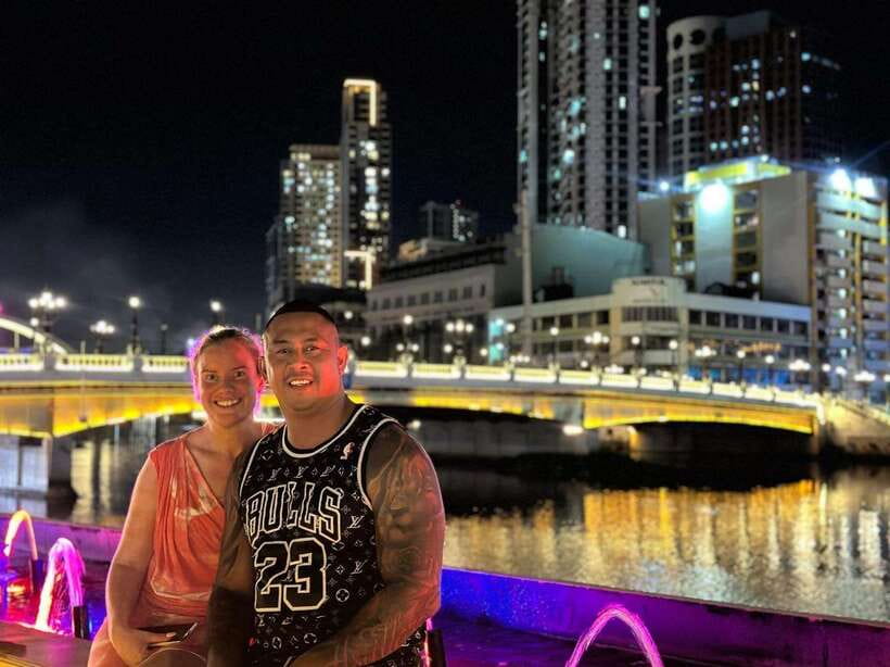Manila: Chinatown Nighttime Tour by Tuk-Tuk - Ending beside the Pasig River