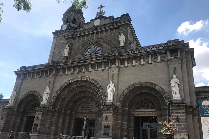 Manila City Intramuros Tour & famous highlights - The Manila American Cemetery and Memorial