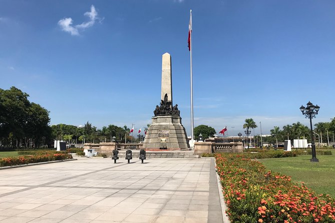 Manila City Intramuros Tour & famous highlights - Starting at Rizal Park and the national hero’s monument