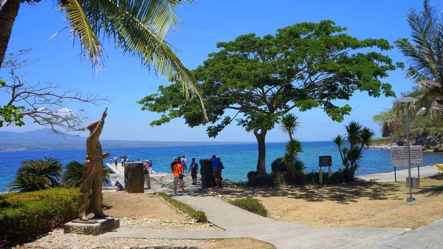 Manila: Corregidor Island Guided Tour w/Hotel Pick up & Drop - Malinta Tunnel brings the war story underground