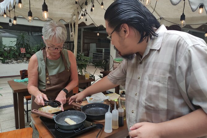Manila Filipino Cooking Class: Meryenda Favorites - A small class with real cooking time