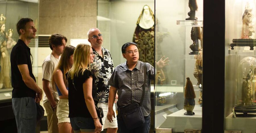 Manila: Filipino Historic Walking Tour in Intramuros - Who will enjoy this Intramuros walk most?