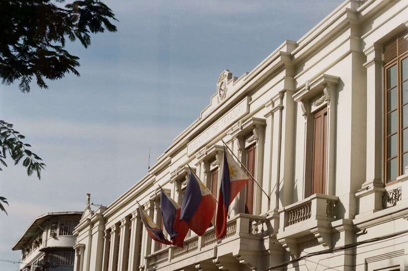 Manila: Filipino Historic Walking Tour in Intramuros - Fort Santiago closes the story with independence