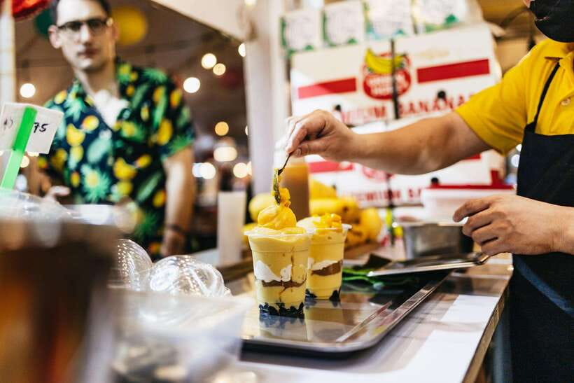 Manila: Guided Night Market Experience - Starting at Tutuban Center Mall