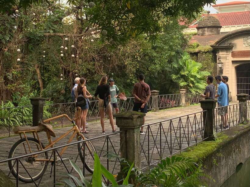Manila: Guided Sunset Bamboo Bike Tour in Intramuros - Starting at Plaza San Luis Complex