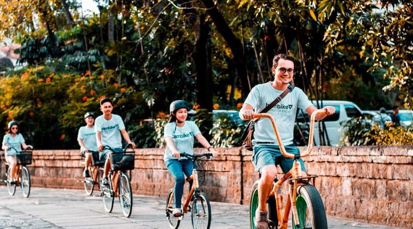 Manila: Guided Sunset Bamboo Bike Tour in Intramuros - Puerta Real Gardens: A Quiet Pause Inside the Walls