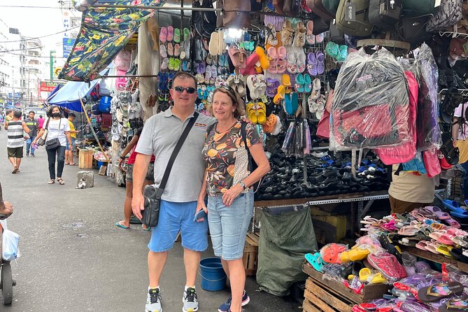 Manila Hidden Gems with local guide - Chinatown alleys and Manila’s older structures