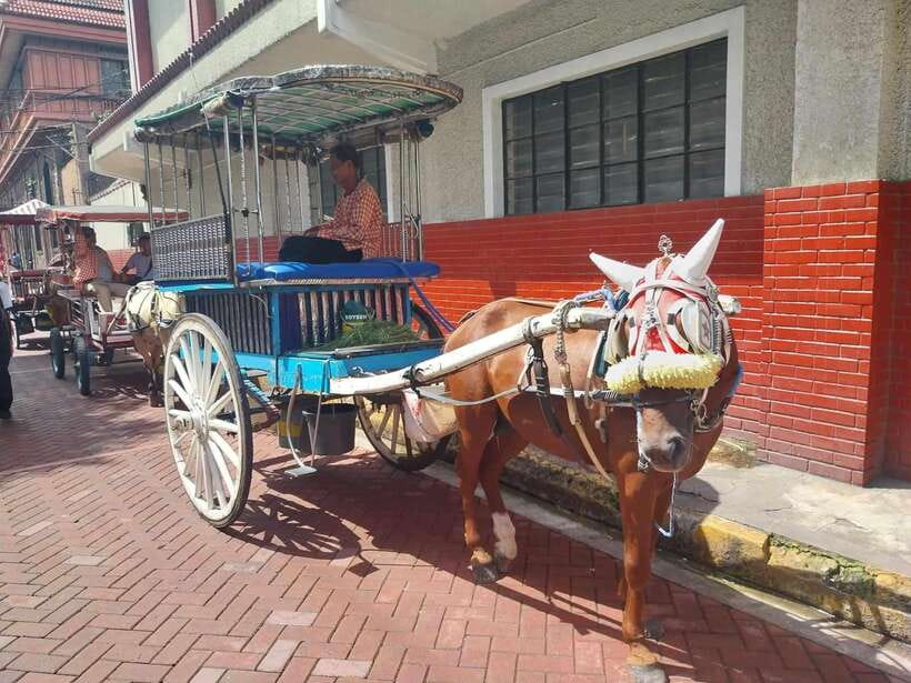 Manila: Intramuros and Chinatown Food Tour with Food Samples - Starting at Fort Santiago