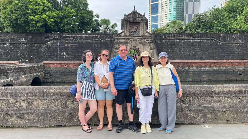 Manila: Intramuros Walking Tour. - Starting with the story of Intramuros