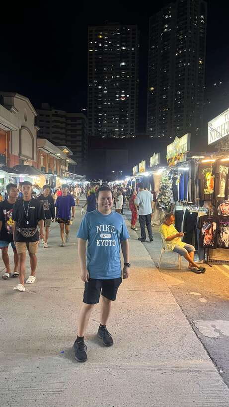 Manila Night Market with Local Guide - Starting at Grand Cafe 1919 in Binondo