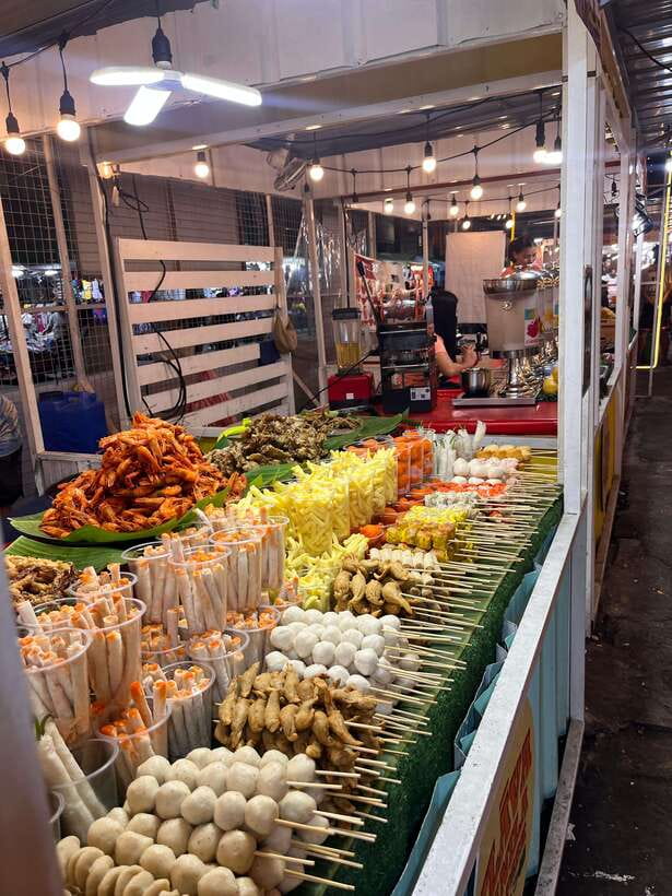 Manila Night Market with Local Guide - Filipino street food, from mango to balut