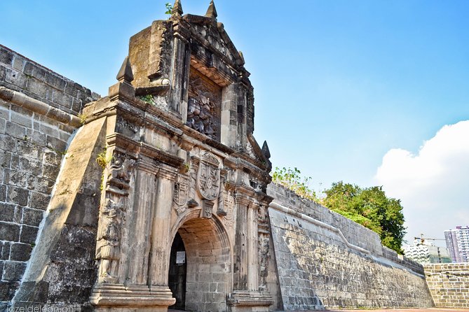 Manila Old and New: Sightseeing Tour Including Intramuros and Fort Santiago - San Agustin Church and its Baroque details
