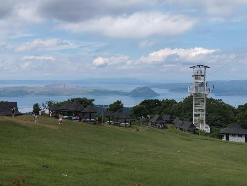 Manila: Private Tagaytay Highlands and Taal Volcano Tour - The Optional Taal Boat Ride