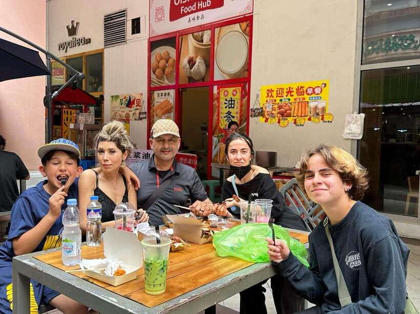⭐ Manila Street Food Tour in the Downtown, Eat and Drink⭐ - The two-hour timing and who benefits most