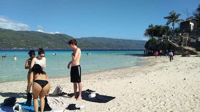Oslob: Whaleshark Watching, Tumalog Falls & Sumilon Island - Lunch, breaks, and the return journey