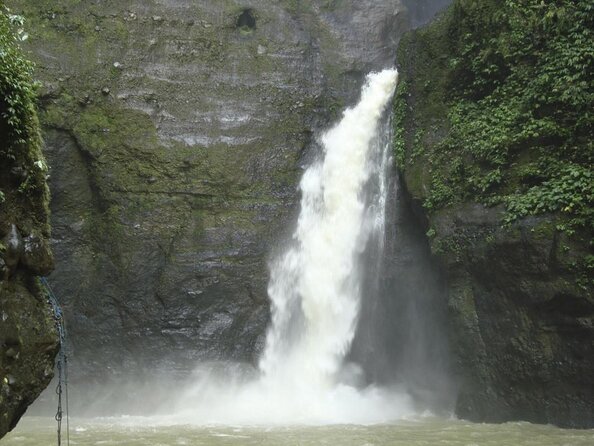 Pagsanjan Falls Adventure from Manila - Lunch, music, and the end of the day