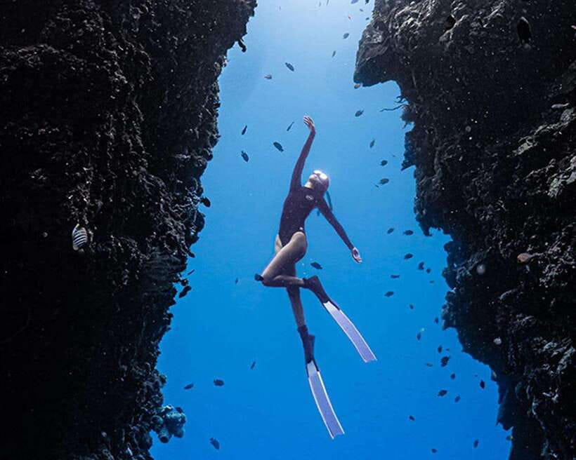 Panglao: Napaling Reef and Sardines Freediving Experience - The short ride to Napaling Reef
