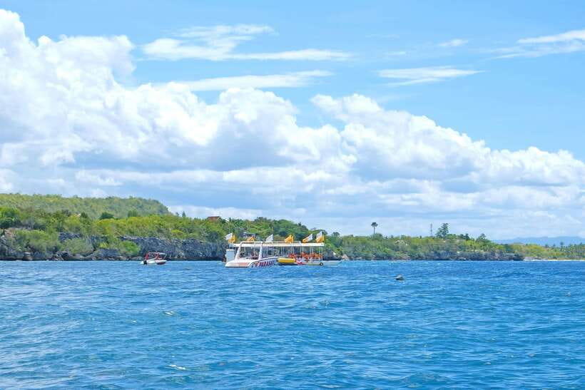 Panglao: Solo or Tandem Parasailing Experience near Alona - The boat launch and the first moments overhead