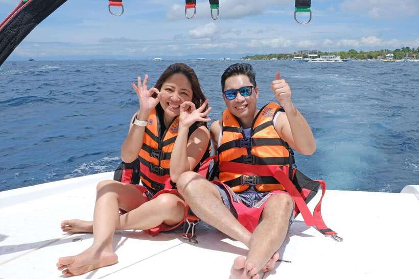 Panglao: Solo or Tandem Parasailing Experience near Alona - Seeing Panglao from above