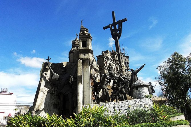 Private Cebu & Lapu-Lapu City Tour with Uphill Spots & Lunch at House of Lechon - Fort San Pedro and the Heritage of Cebu Monument