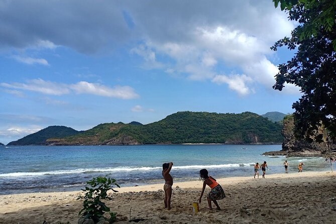 Private El Nido Islands And Cave Tour - Lagen and Pinagbuyutan are scenic pass-bys