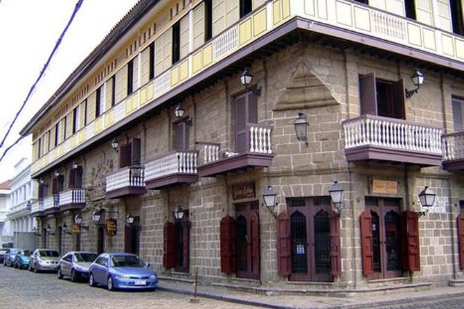 Private Half-Day Manila with Rizal Park and Fort Santiago - Rizal Park and the story of the national hero