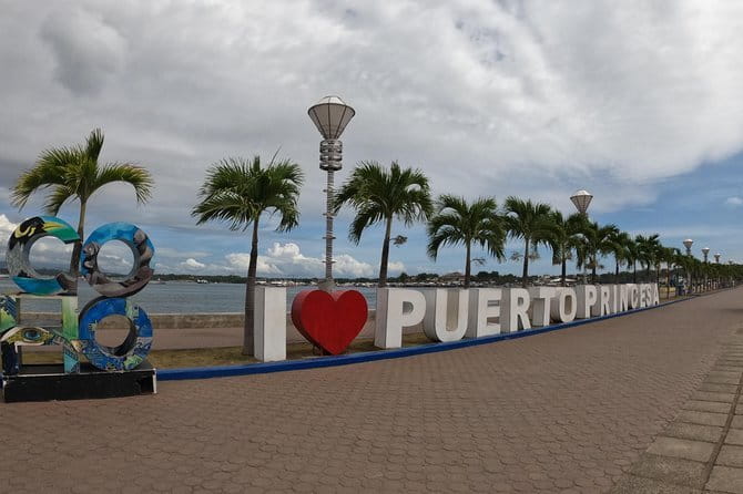 Puerto Princesa City sightseeing tour shore excursion - Baywalk Park: a quick look at the waterfront