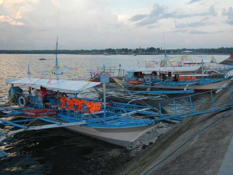Puerto Princesa: Firefly Watching Bay Cruise with Dinner - The guides make the difference