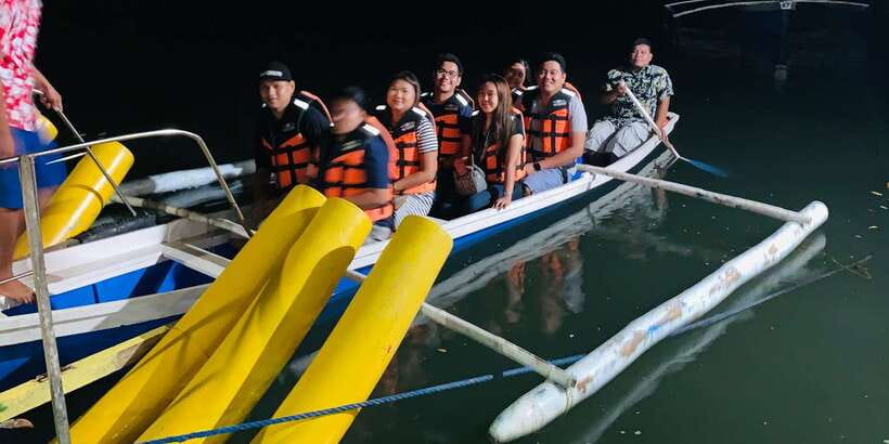 Puerto Princesa: Jungle Firefly Watching Boat Tour & Dinner - A Paddle Boat Beneath the Fireflies