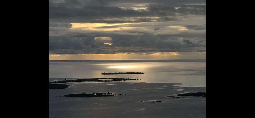 Puerto Princesa: Mt. Magarwak Sunrise Trekking - The one-hour climb to 350 meters