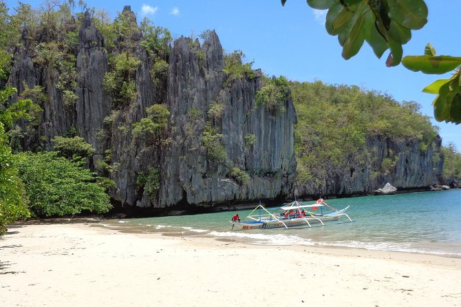 Puerto Princesa Palawan tour Underground River with Ugong cave - Climbing through Ugong Rock