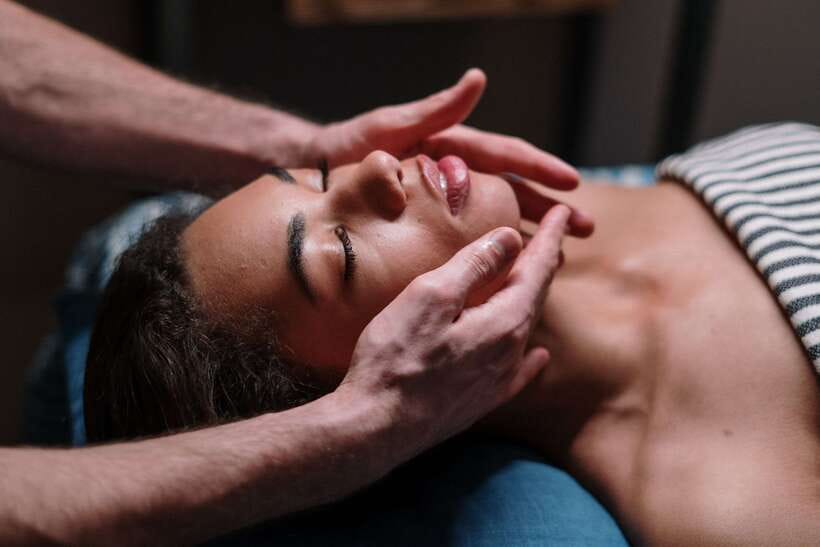 Puerto Princesa: Relaxing Massage with optional transfers - What Happens During the 1.5-Hour Spa Visit