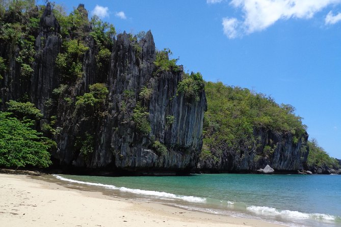 Puerto Princesa Underground River Day Tour a UNESCO heritage site - Reaching the wharf and facing the queues