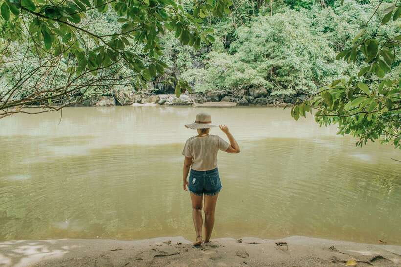 Puerto Princesa: Underground River, Zipline, Paddleboat Tour - The 90-minute road to Sabang