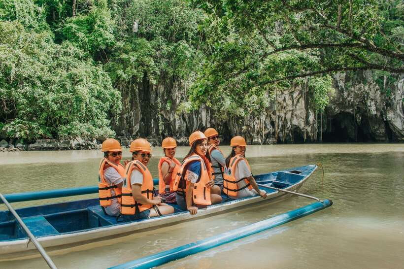 Puerto Princesa: Underground River, Zipline, Paddleboat Tour - Inside the Puerto Princesa Underground River