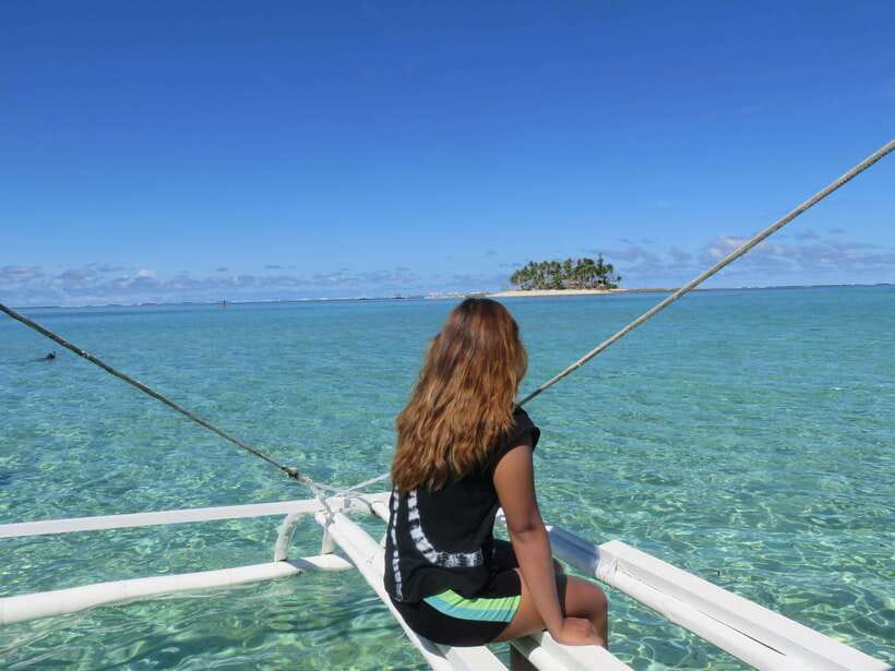 Siargao Island Hopping: Tri Island Tour - Shared and Private - Daku Island: the meal is the social centerpiece